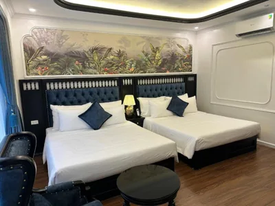 带浴缸家庭房 — Royal Hotel Lâm Hạ